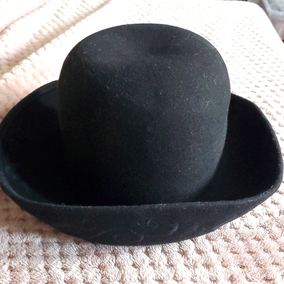 Jennifer Moore | Accessories | Jennifer Moore Wool Hat  display picture 1